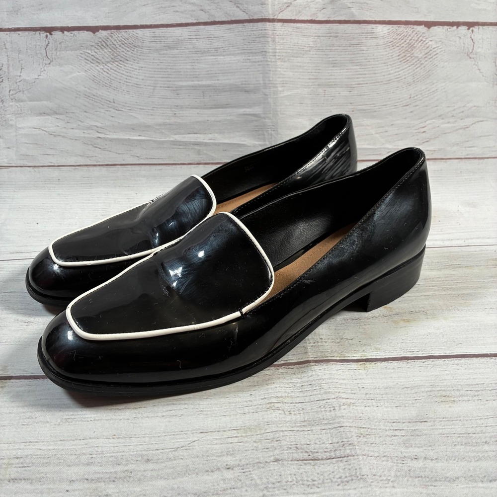 Tahari Townie Loafers Womens 7.5 Black Patent White Piping Slip On Comfort
